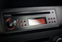 Évaluation des autoradios pour la qualité sonore 2016