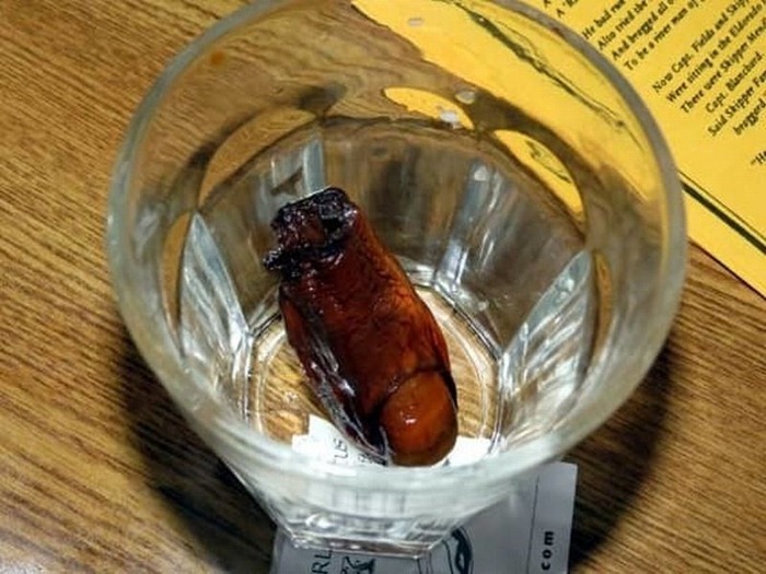 Cocktail avec orteil humain