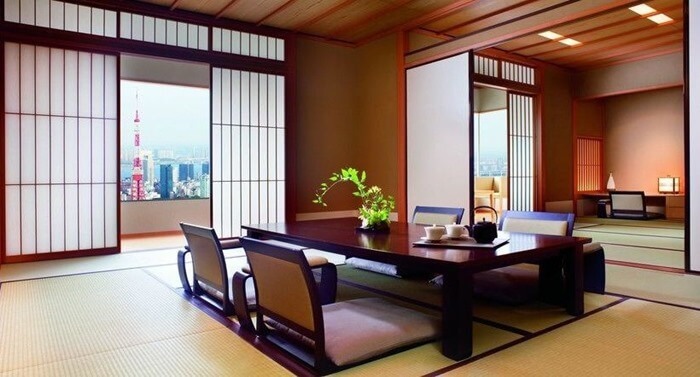 Ritz-Carlton Tokyo - 25 000 $