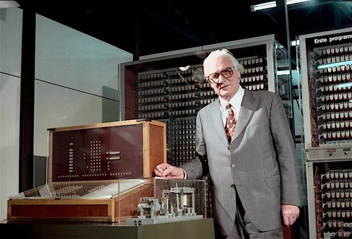 Konrad Zuse et l'ordinateur Z3 Konrad Zuse et l'ordinateur Z3