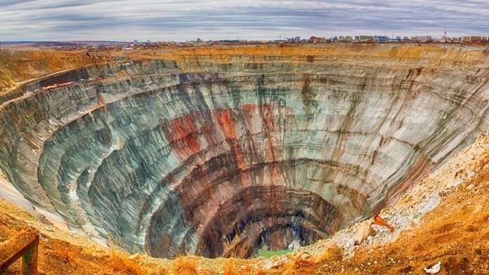 Le trou le plus profond de la terre