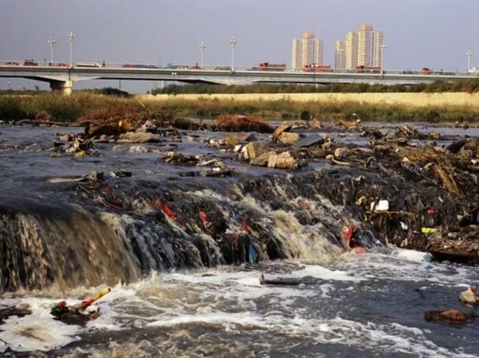 Rivière Sarno, Italie