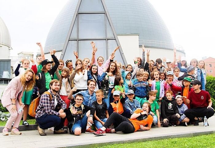 Camp de Yolka en banlieue