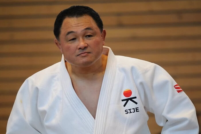 Yasuhiro Yamashita Yasuhiro Yamashita