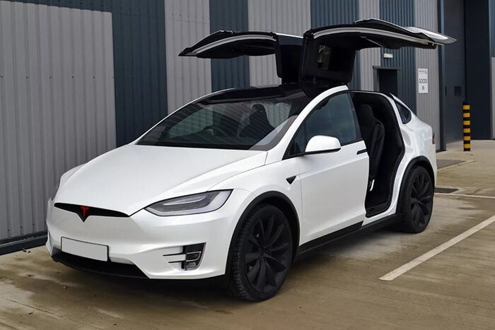 Modèle Tesla x
