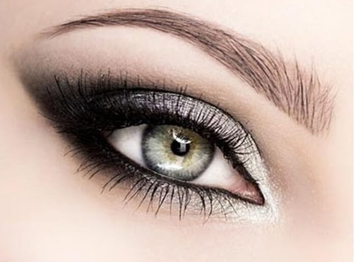 Maquillage argent