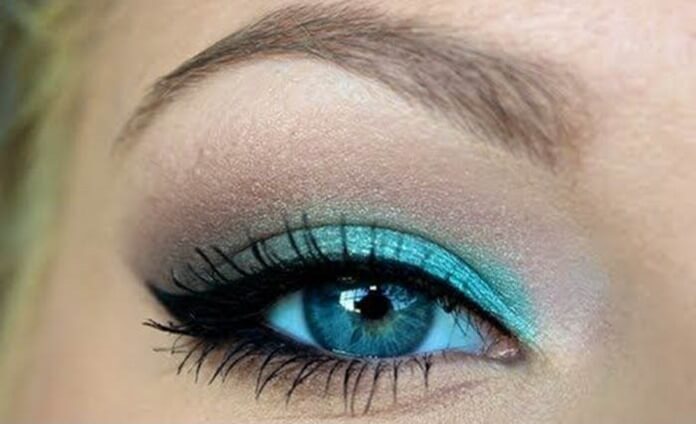 Luminosité de turquoise