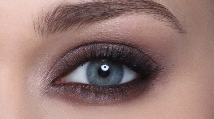 Maquillage au café