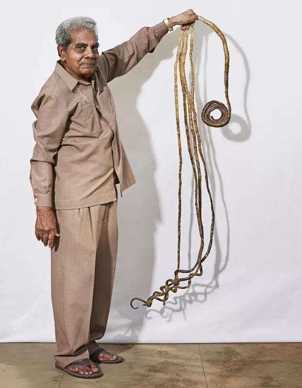 Sridhar Chillal - photo des ongles les plus longs du monde