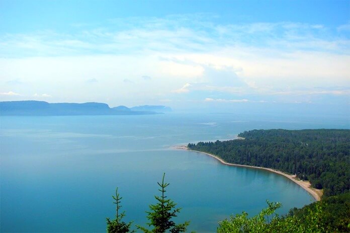 Lac Supérieur, Canada et États-Unis