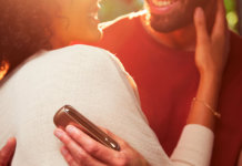 6 questions et réponses populaires sur IQOS (Aykos): qu'est-ce que c'est, comment cela affecte-t-il la couleur des dents, quelles recherches y a-t-il? Aykos 3