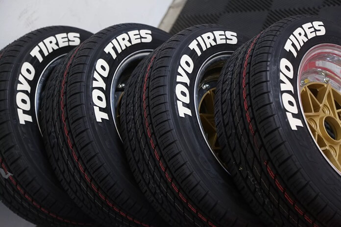 Pneus Toyo