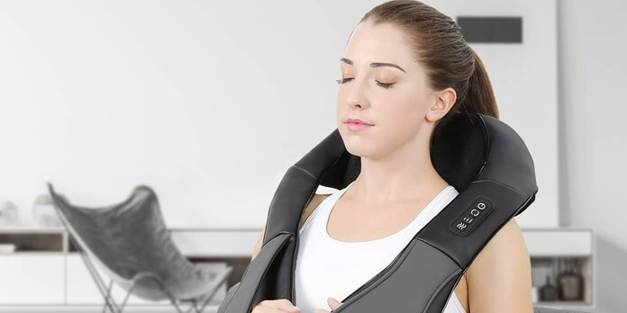 Le masseur est un bon cadeau du Nouvel An